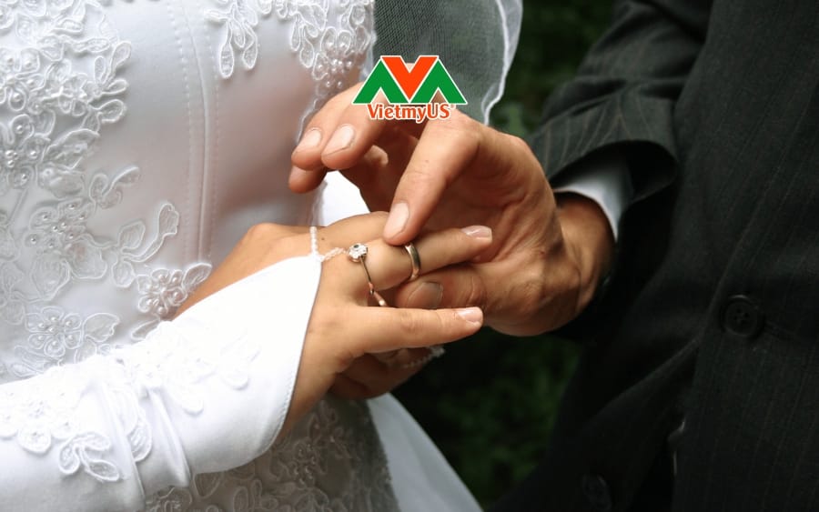 Cac-cau-hoi-thuong-gap-khi-bao-lanh-vo-chong-sang-My.