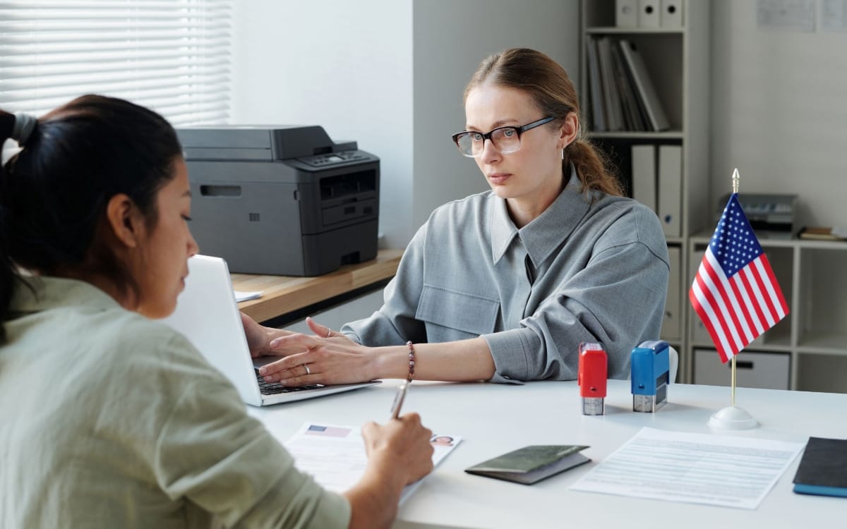 huong-dan-cac-buoc-visa-eb3-tu-Viet-Nam-moi-nhat-2026