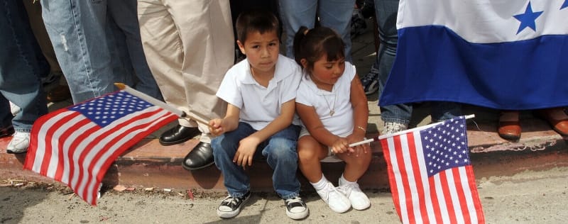 Co-hoi-Dinh-cu-My-cho-tre-em-vi-thanh-nien-voi-chuong-trinh-SIJS