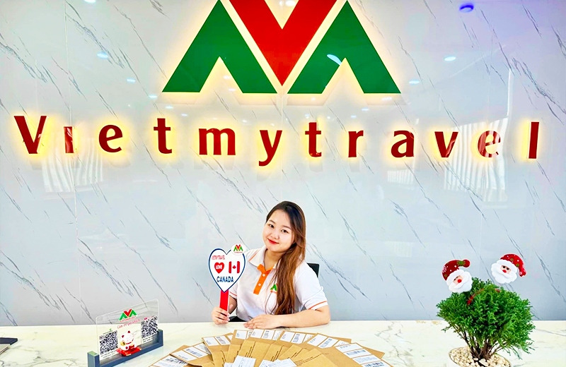 Dich-vu-xin-visa-Canada-xem-World-Cup-2026-cua-VietmyUS