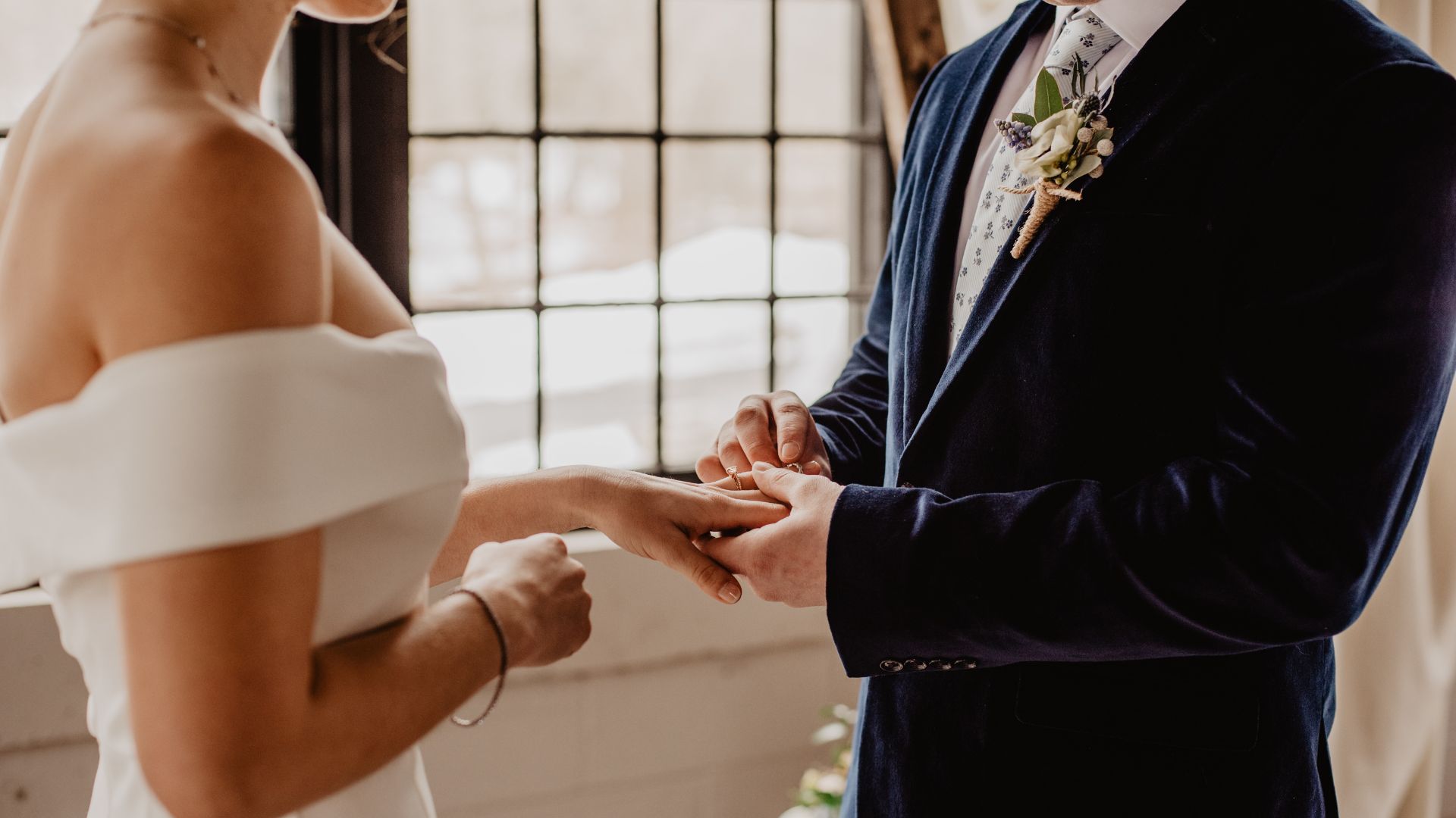 Nen-chon-visa-CR1-hay-visa-K1