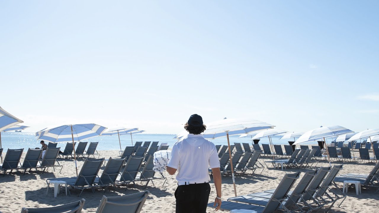 Dieu-kien-ung-tuyen-viec-lam-EB3-nhan-vien-bai-bien