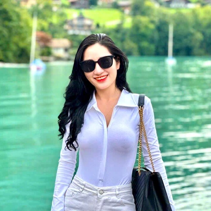 Chị Ngọc