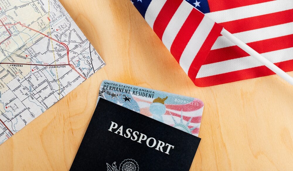 Không phải cứ nhận trợ cấp là tự động bị từ chối Green Card