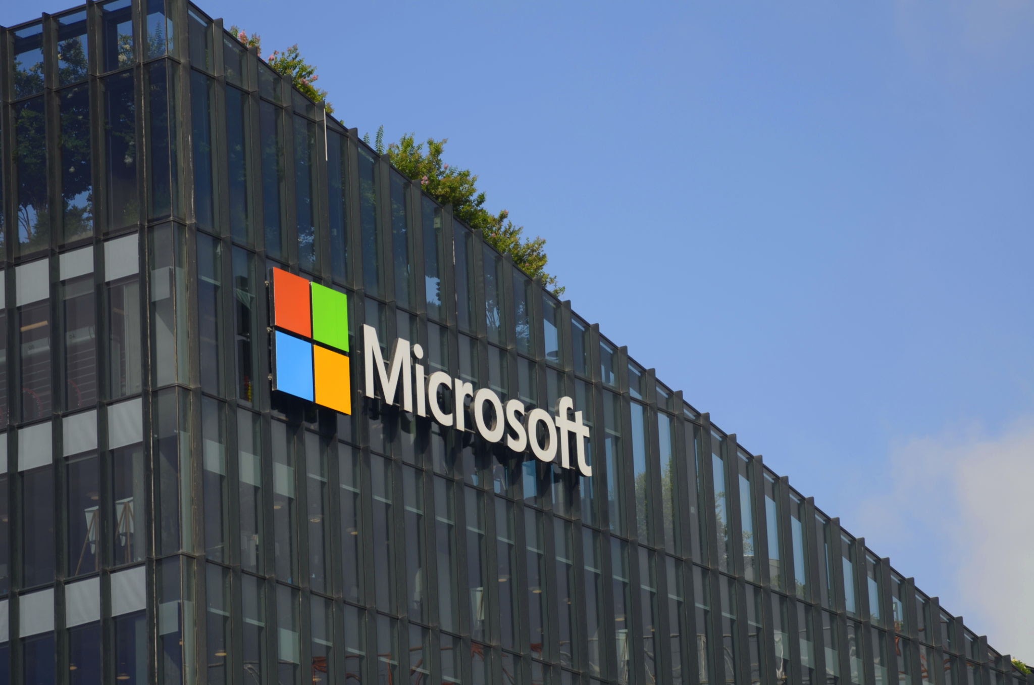 Mỹ tạm dừng xử lý PERM của Microsoft và 7 doanh nghiệp công nghệ